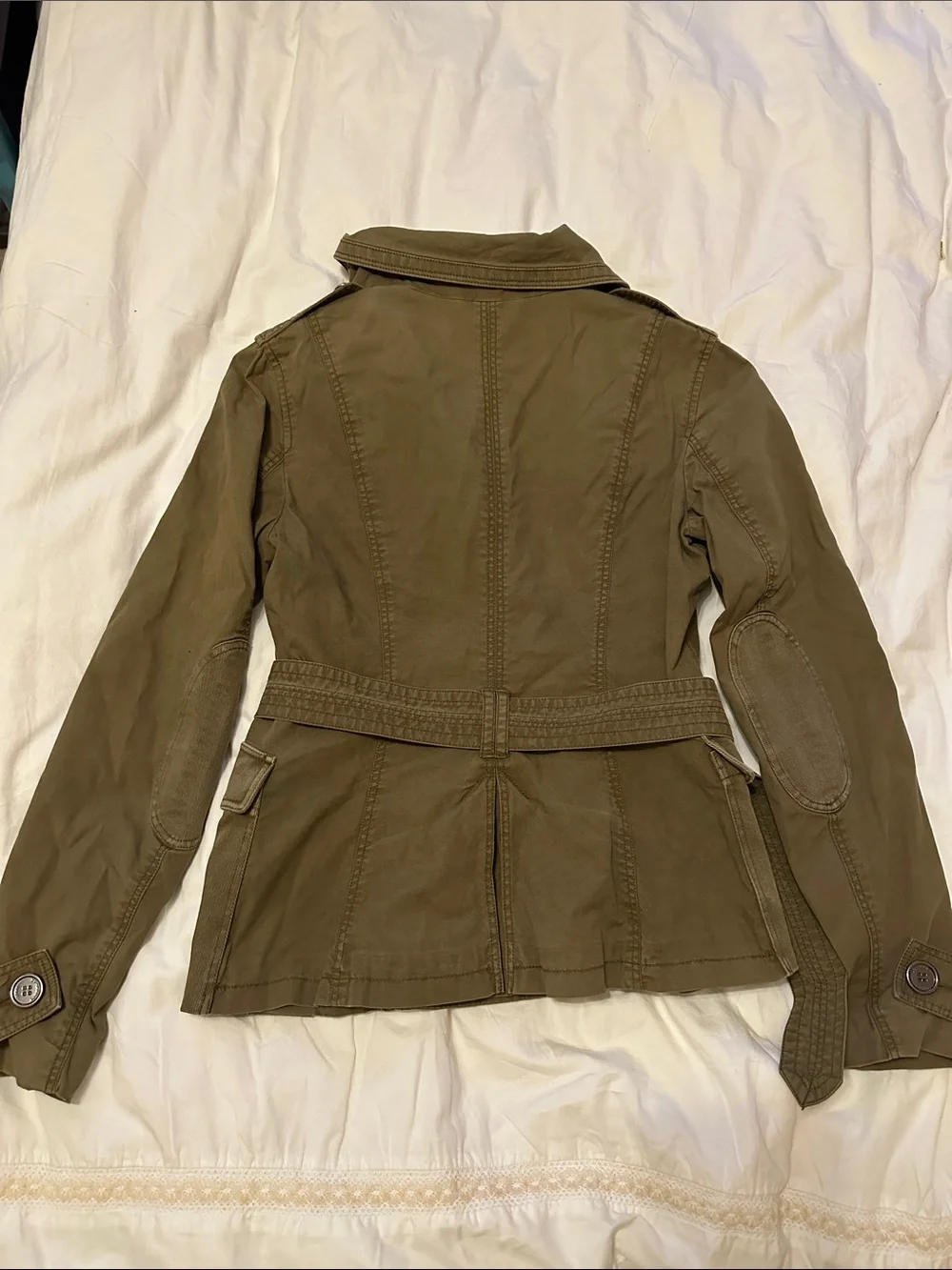 Burberry Olive Green Double-Breasted Belted Trench Jacket - Picture 6 of 6